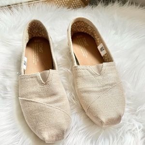 Toms women’s shoes